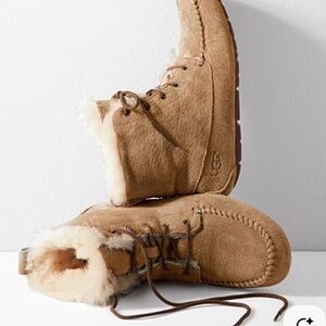 Ugg Chickaree Boots